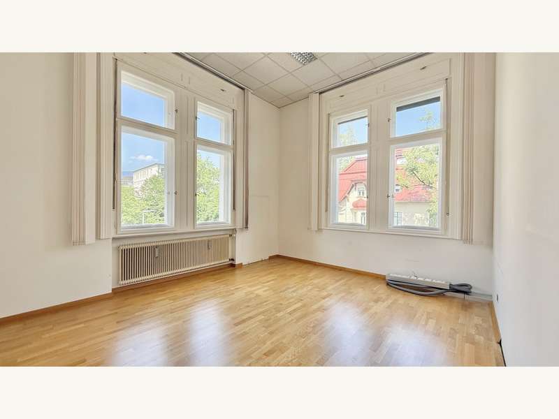 Büro in 9500  - 6