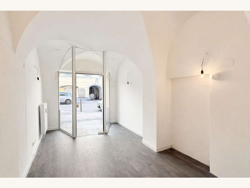 Einzelhandelsladen in 9020  - 4