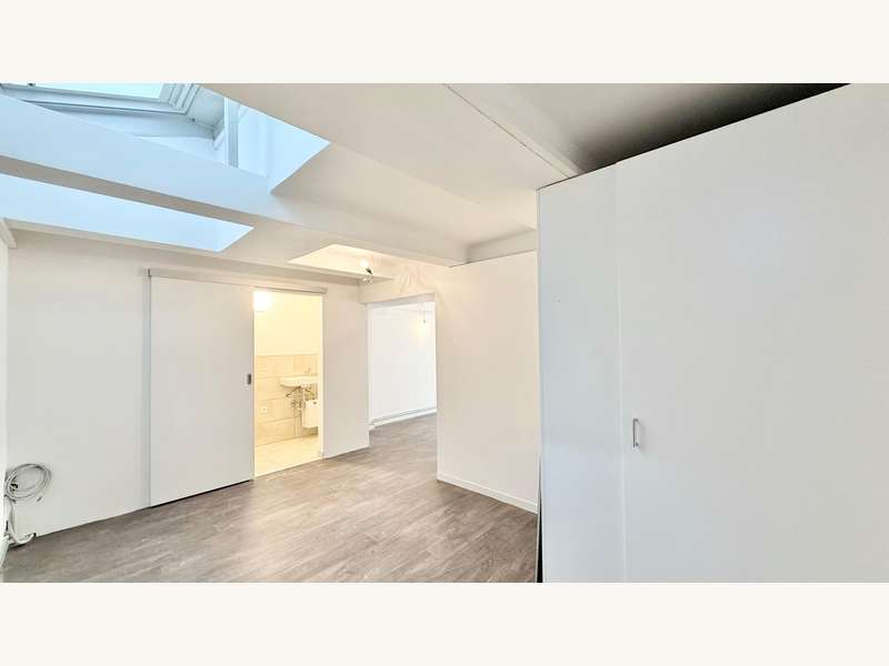 Einzelhandelsladen in 9020  - 5