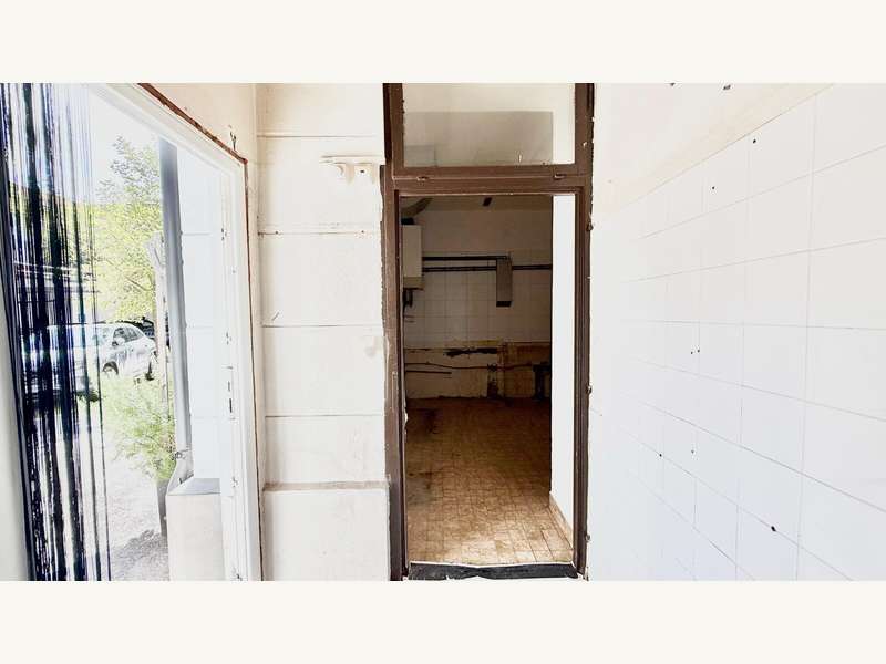 Einzelhandelsladen in 9020  - 9