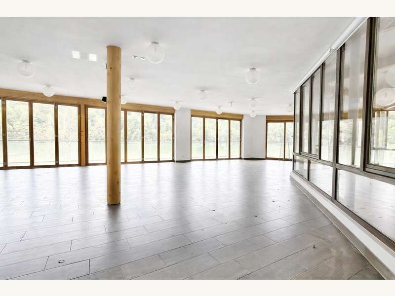 Ladenlokal in 9181  - 2