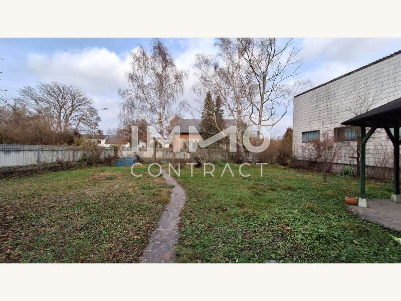 Geschäftshaus in 3382  - 4