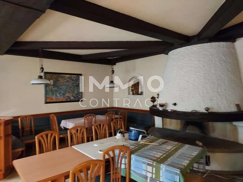 Geschäftshaus in 3382  - 5