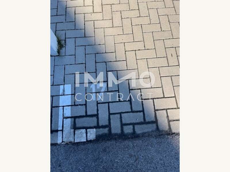 Gewerbeimmobilie in 2123  - 4