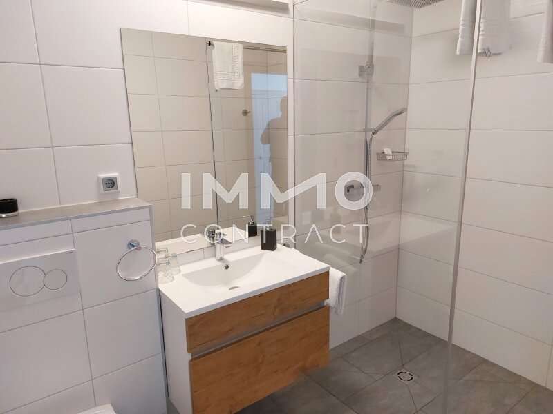 Hotel in 8800  - 4