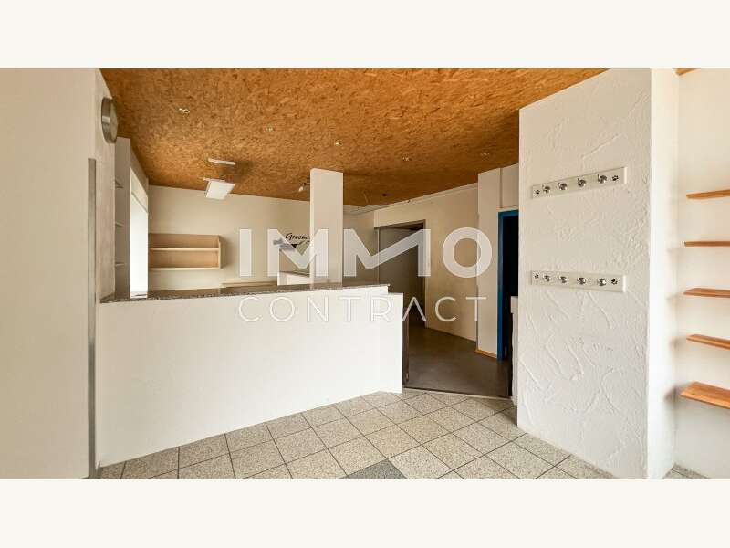 Einzelhandel in 9900  - 4