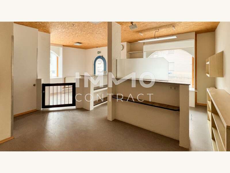 Einzelhandel in 9900  - 5