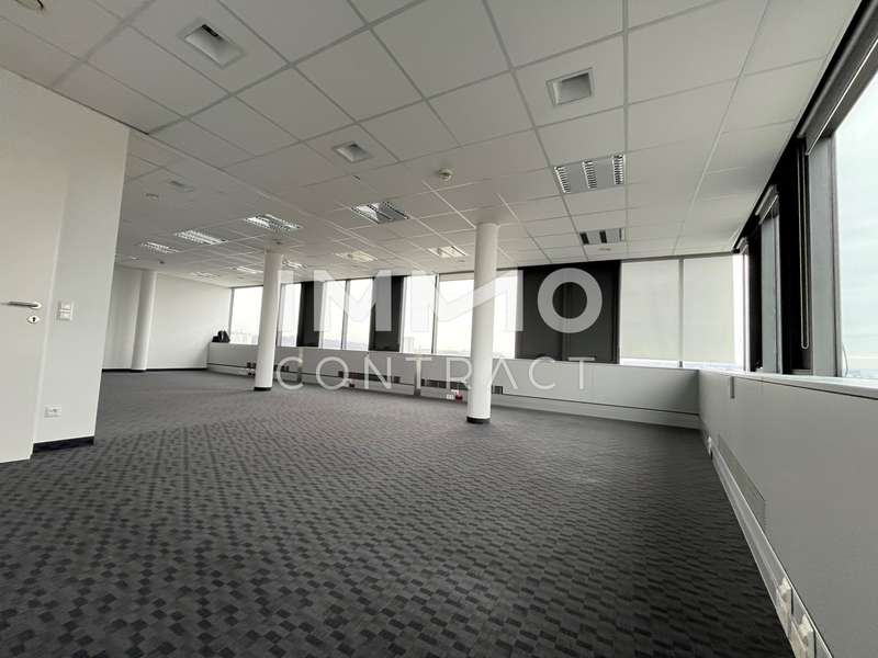 Büro in 4600  - 11