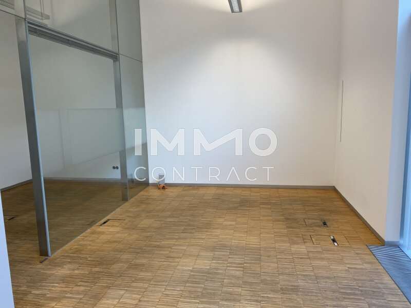 Büro/Praxis in 4600  - 8