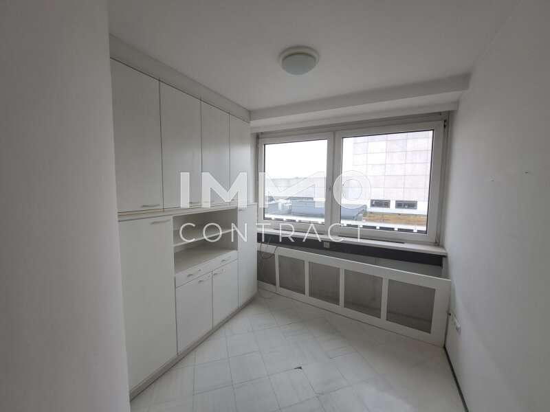 Büro/Praxis in 4020  - 9