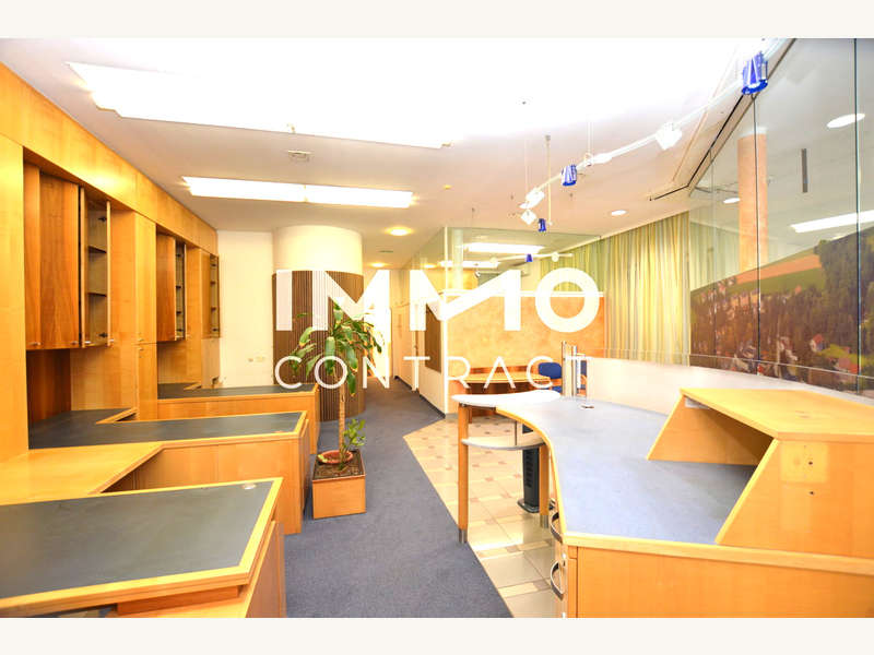 Büro in 4982  - 3