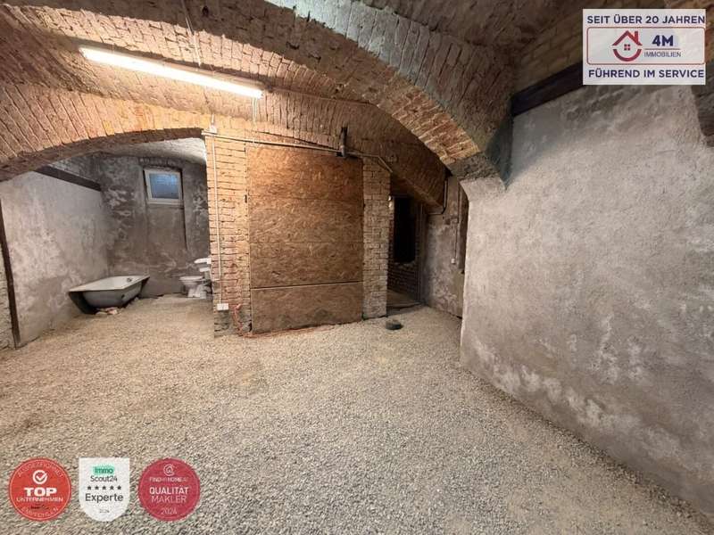 Gewerbeimmobilie in 1140  - 4