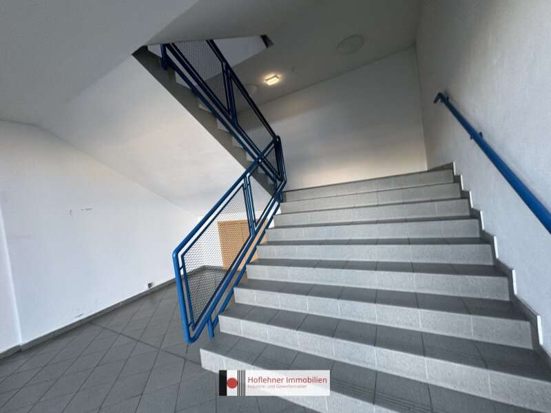 Büro/Praxis in 2351  - 2