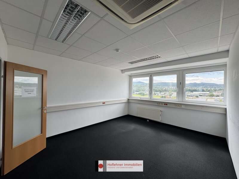 Büro/Praxis in 2351  - 3