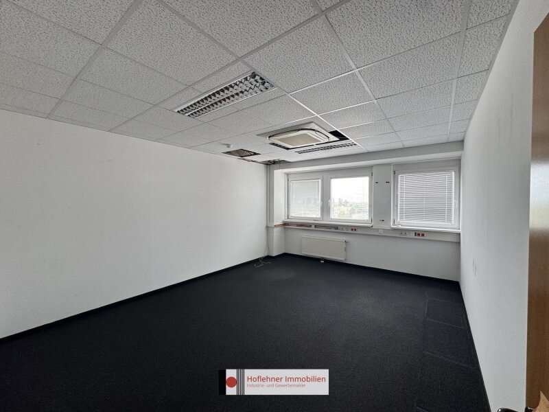 Büro/Praxis in 2351  - 5