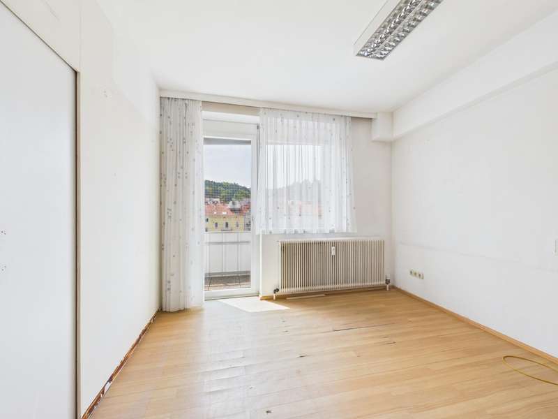 Büro in 4020  - 8