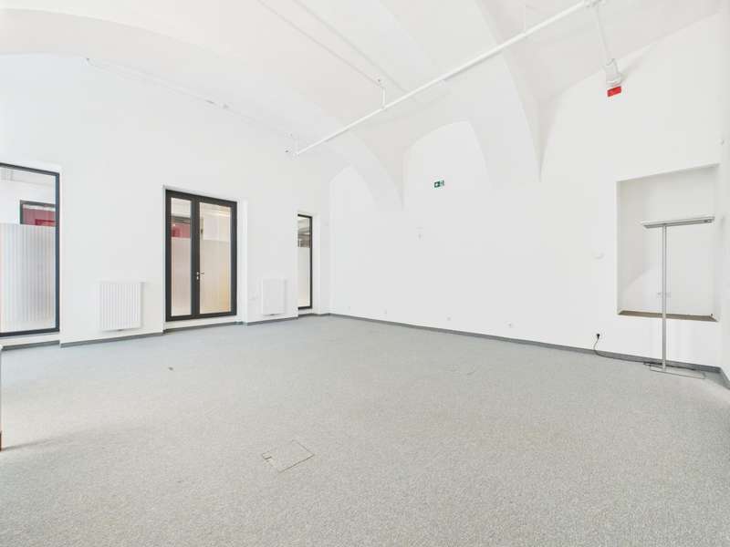 Ladenlokal in 4020  - 1