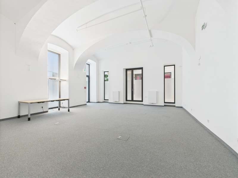 Ladenlokal in 4020  - 4