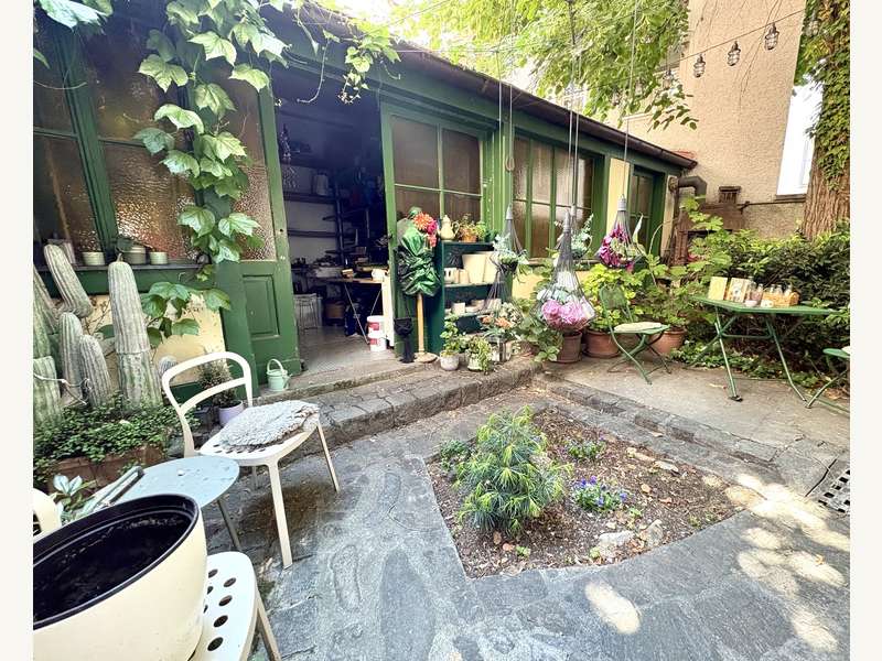 Blick in den hofseitigen Raum - Bild 7 von 9 Einzelhandel in 8010 - 7