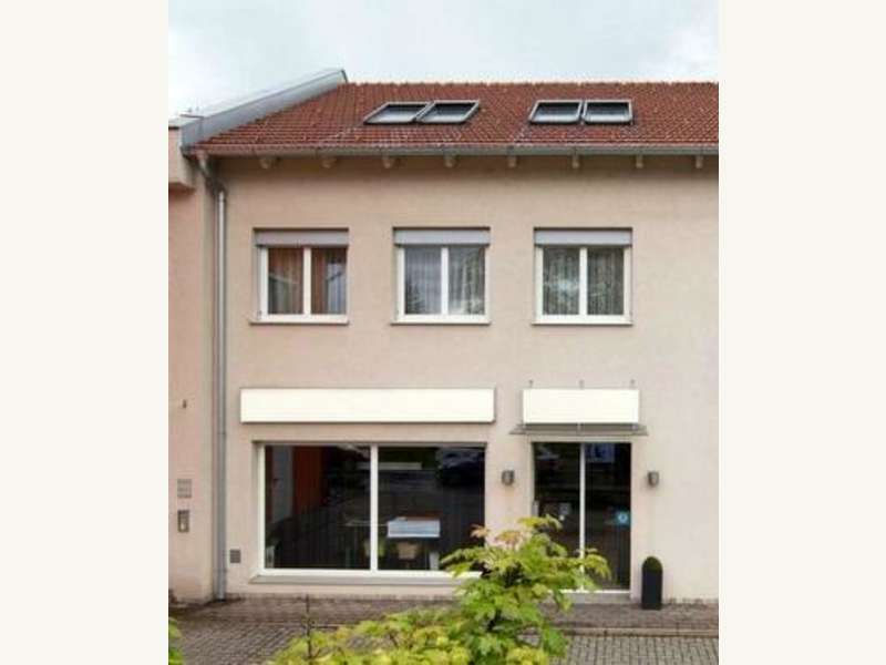 Einzelhandel in 8045  - 1