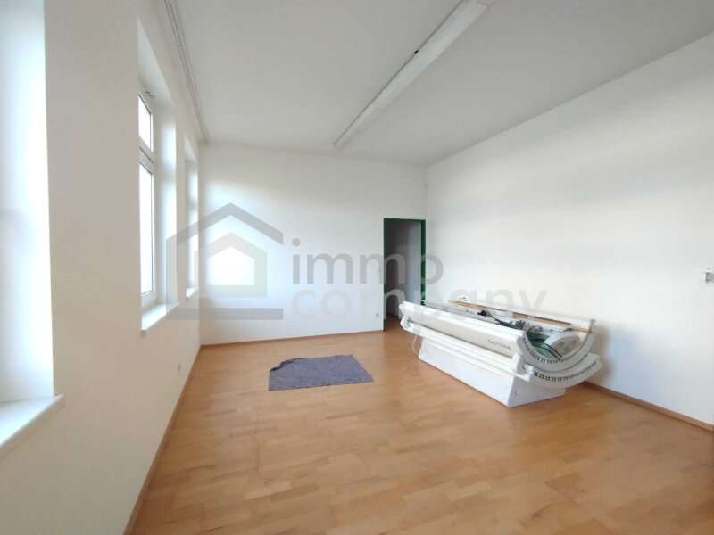 Einzelhandel in 3420  - 4