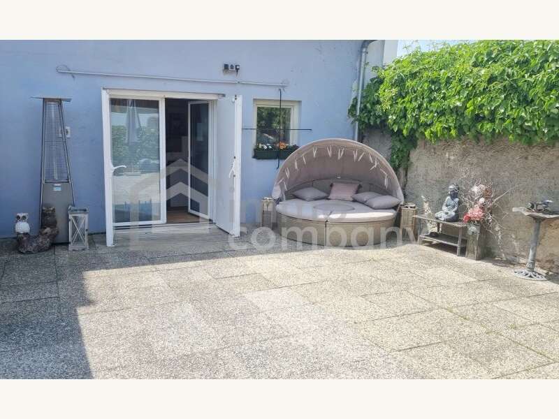 Einzelhandel in 8200  - 3