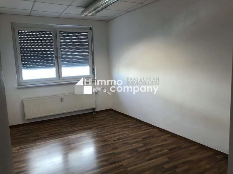 Büro/Praxis in 8380  - 4