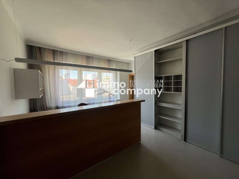 Büro/Praxis in 4600  - 2