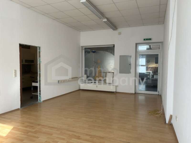 Büro/Praxis in 8380  - 7
