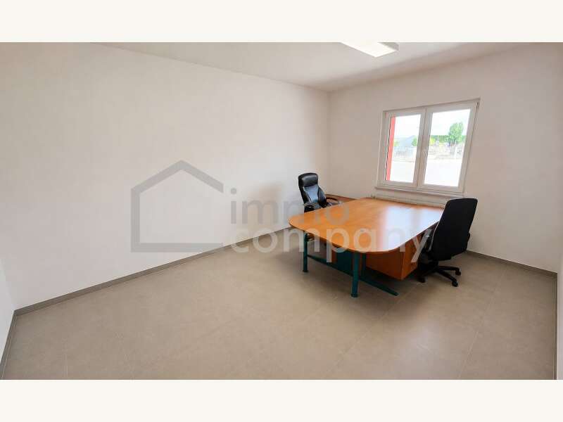 Büro/Praxis in 2451  - 1