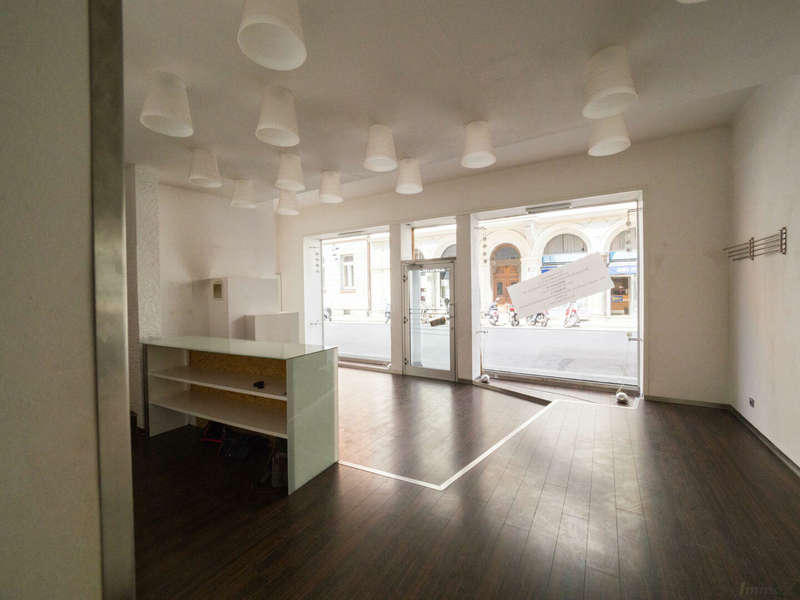 Einzelhandel in 8010  - 1