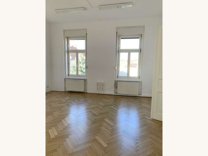 Büro/Praxis in 8010  - 7