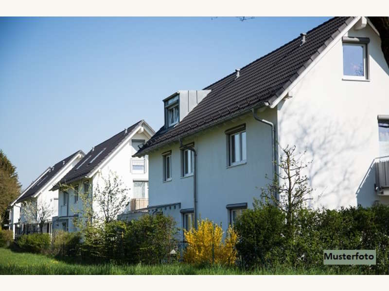 Mehrfamilienhaus in Zell am Moos