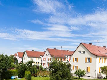 Mehrfamilienhaus in Gloggnitz