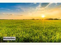 Halle in Muthmannsdorf angrenzend an Dreistetten