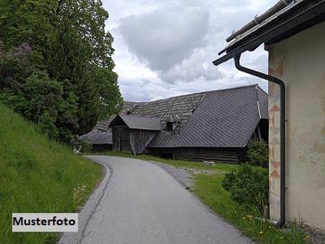 Wohn und Geschäftshaus in Fehring