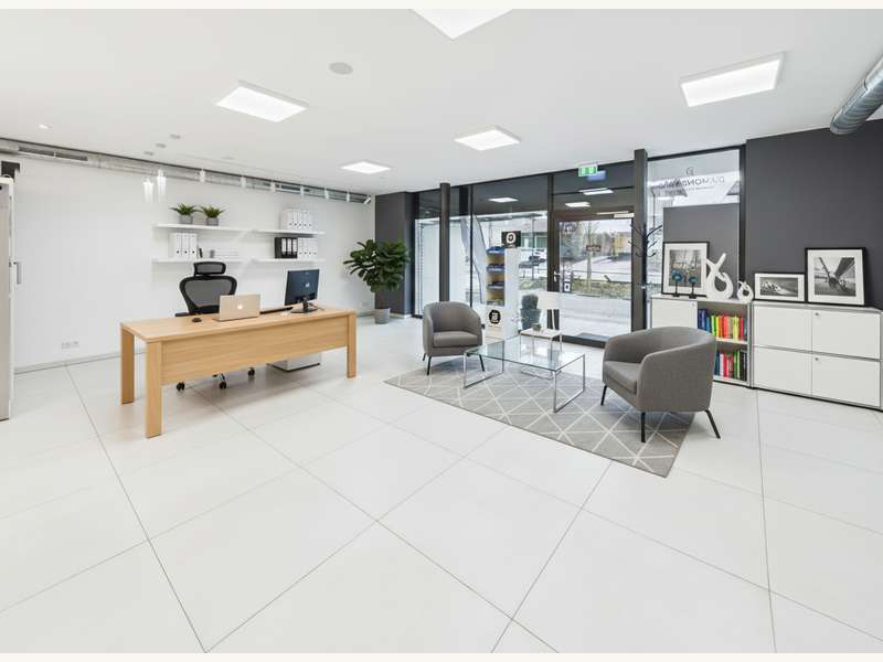 Büro in 5700  - 2