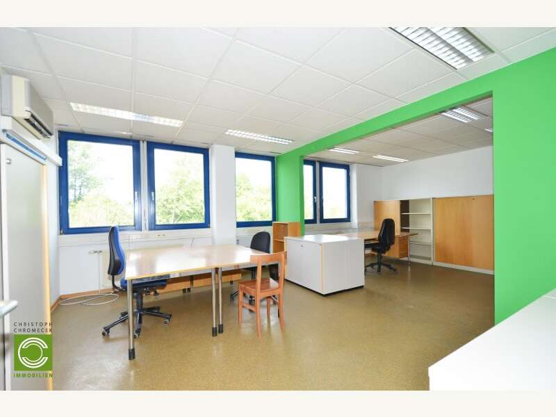 Büro/Praxis in 2353  - 1