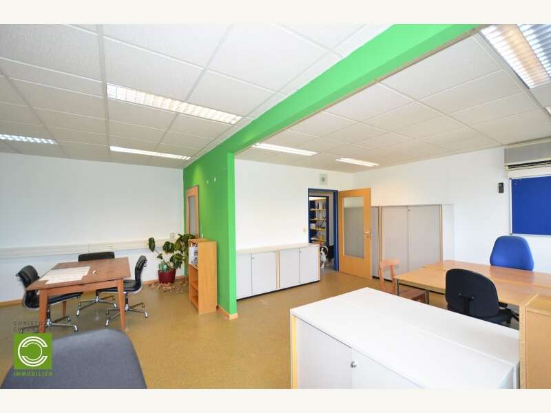 Büro/Praxis in 2353  - 8