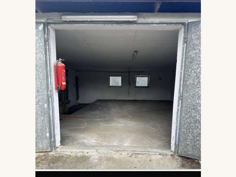 Lager mit Freifläche in 7552  - 6