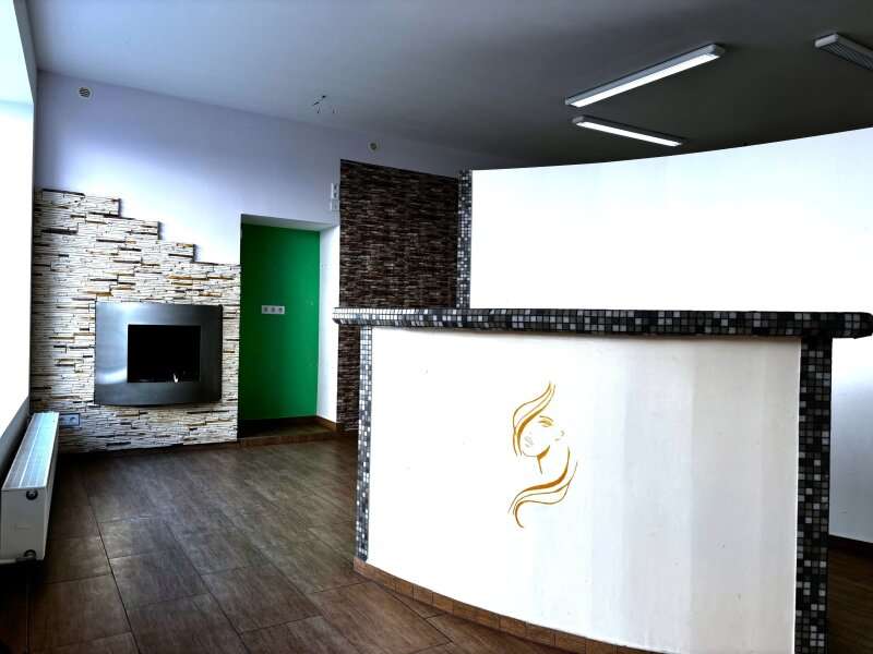 Büro/Praxis in 8490  - 8