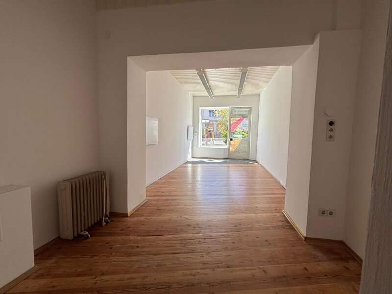 Büro/Praxis in 8530  - 3