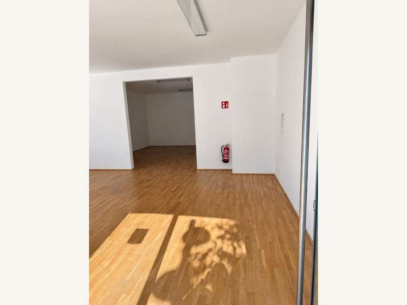 Büro/Praxis Wien - Bild 4 von 5 Büro/Praxis in 1220 - 4