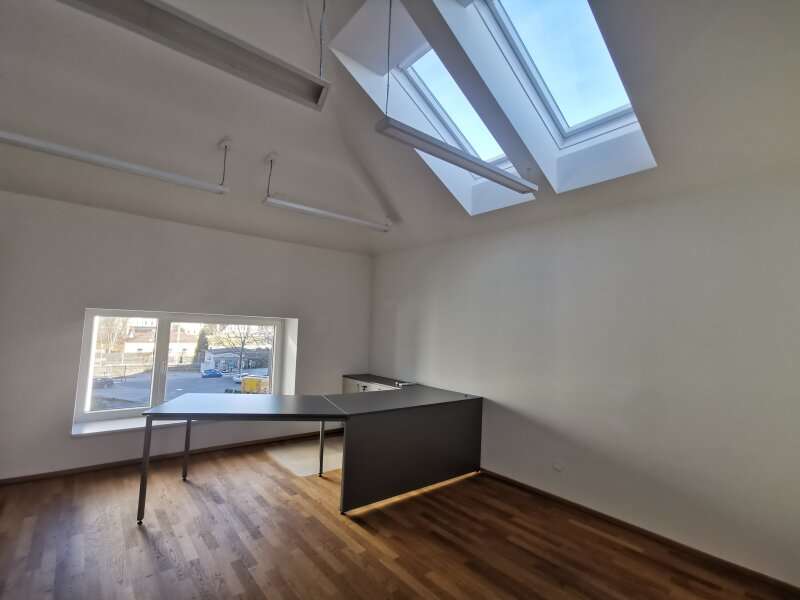 Büro in 2630  - 8