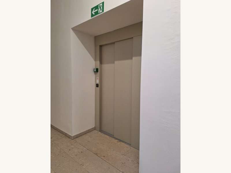 Büro/Praxis in 2630  - 12
