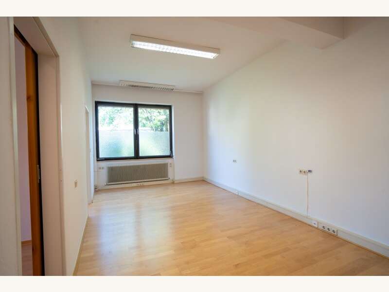 Büro/Praxis in 9020  - 6