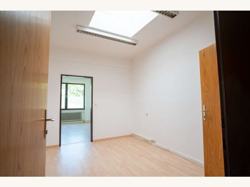 Büro/Praxis in 9020  - 17