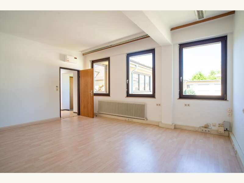 Büro/Praxis in 9020  - 22